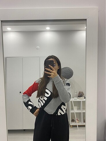 Adidas sweatshirt