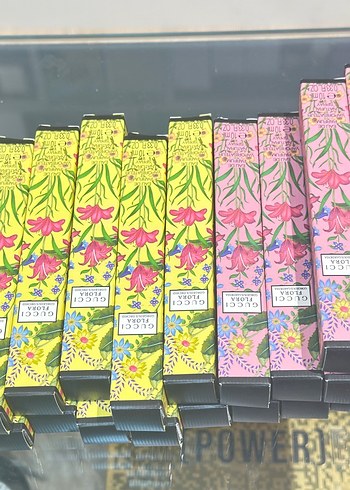 Gucci Flora Kadın Parfümü 10 ml spreyli