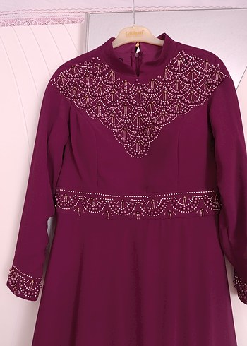 Bordo İşlemeli Uzun Kollu Abiye Elbise - Görsel 2