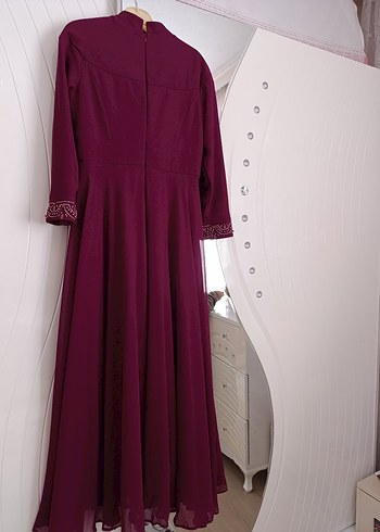 Bordo İşlemeli Uzun Kollu Abiye Elbise - Görsel 3