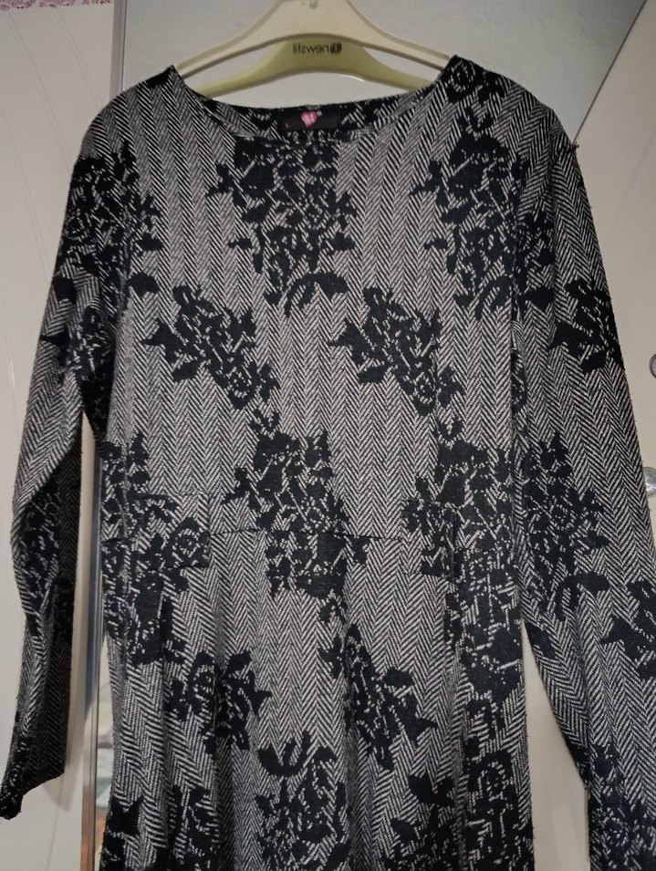 Gri Uzun Kollu Kadın Elbise - Görsel 2