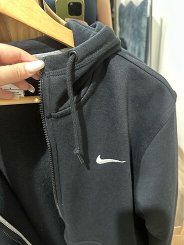 m Beden nike ceket