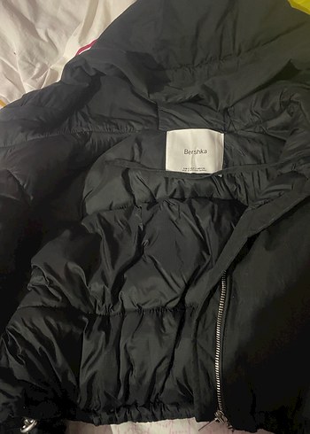 s Beden Bershka Crop Kapüşonlu Şişme Mont