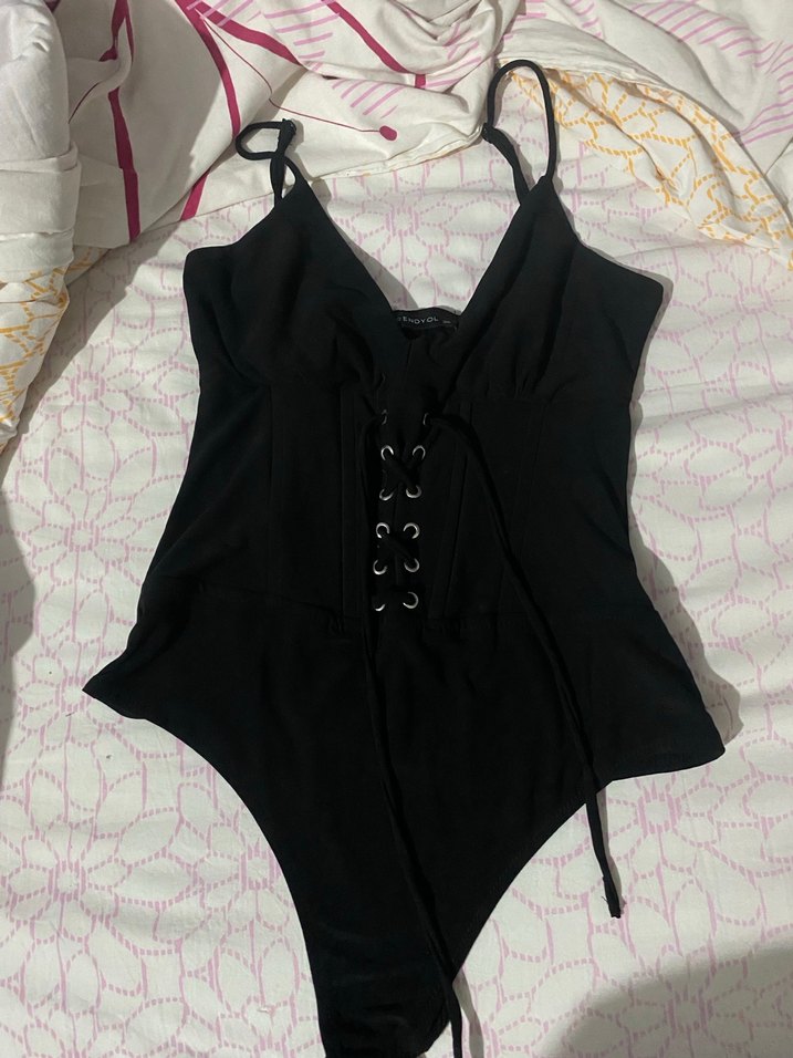 Siyah Korseli Gotik Body - Görsel 2