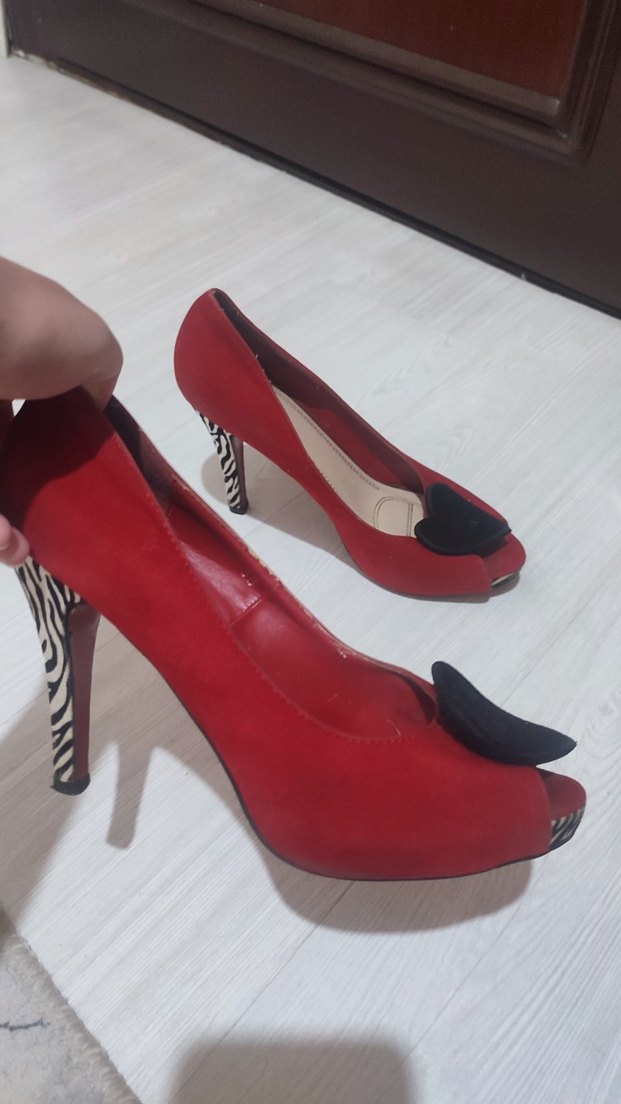 Kırmızı Zebra Kalpli Topuklu Kadın Stiletto - Görsel 2