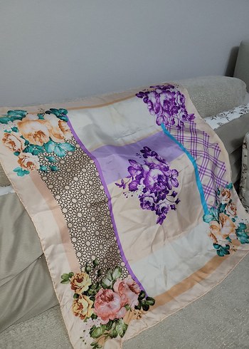 Çiçek Desenli Pastel Renkli eşerp - Görsel 4