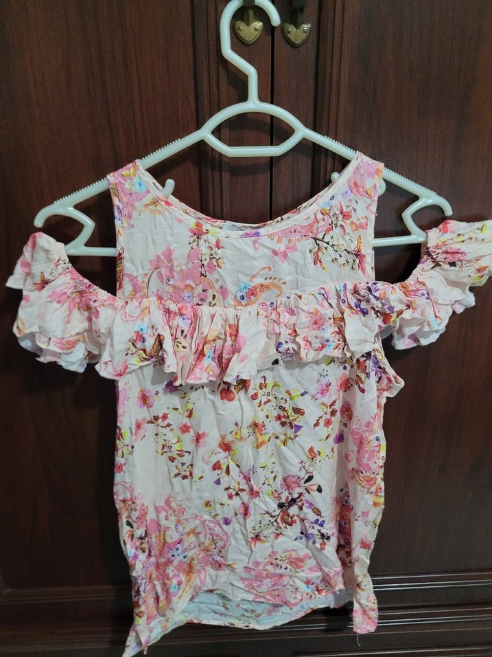 Pembe Renk Volanlı Kolsuz Mini Bluz - Görsel 2