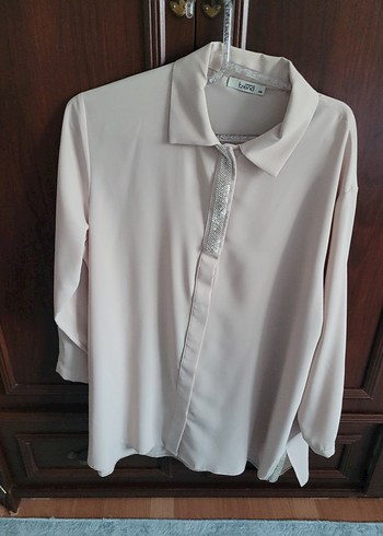 Düğmeli, Yakalı Beyaz Kadın Gömlek - Görsel 2