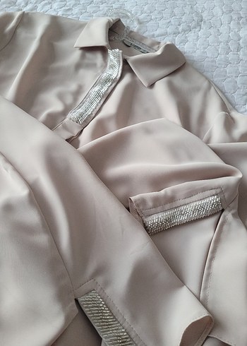 Düğmeli, Yakalı Beyaz Kadın Gömlek - Görsel 7