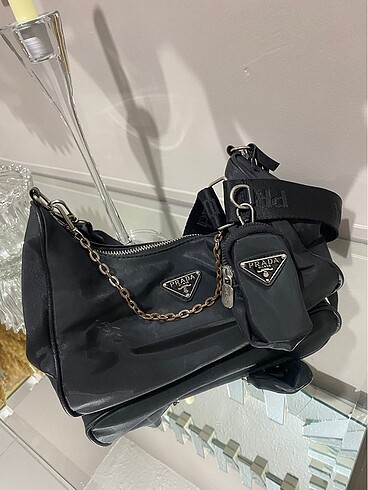 Prada Çanta