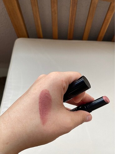 Beden çeşitli Renk Flormar Creamy Stylo Lipstick 010 Nude