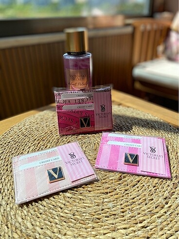 Victoria s Secret Victoria Secret Kartlık