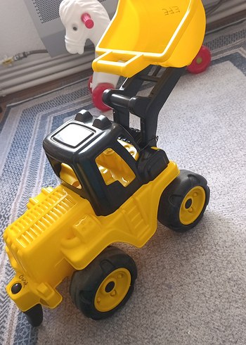 Sarı Renkli Oyuncak Kepçe