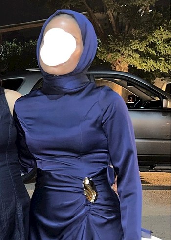 lacivert saten broş detaylı abiye