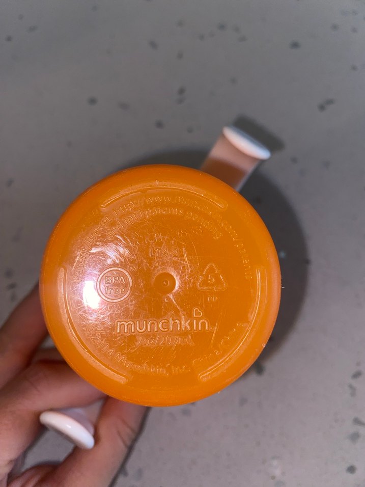 Kulplu Bebek Alıştırma Bardağı - Görsel 4