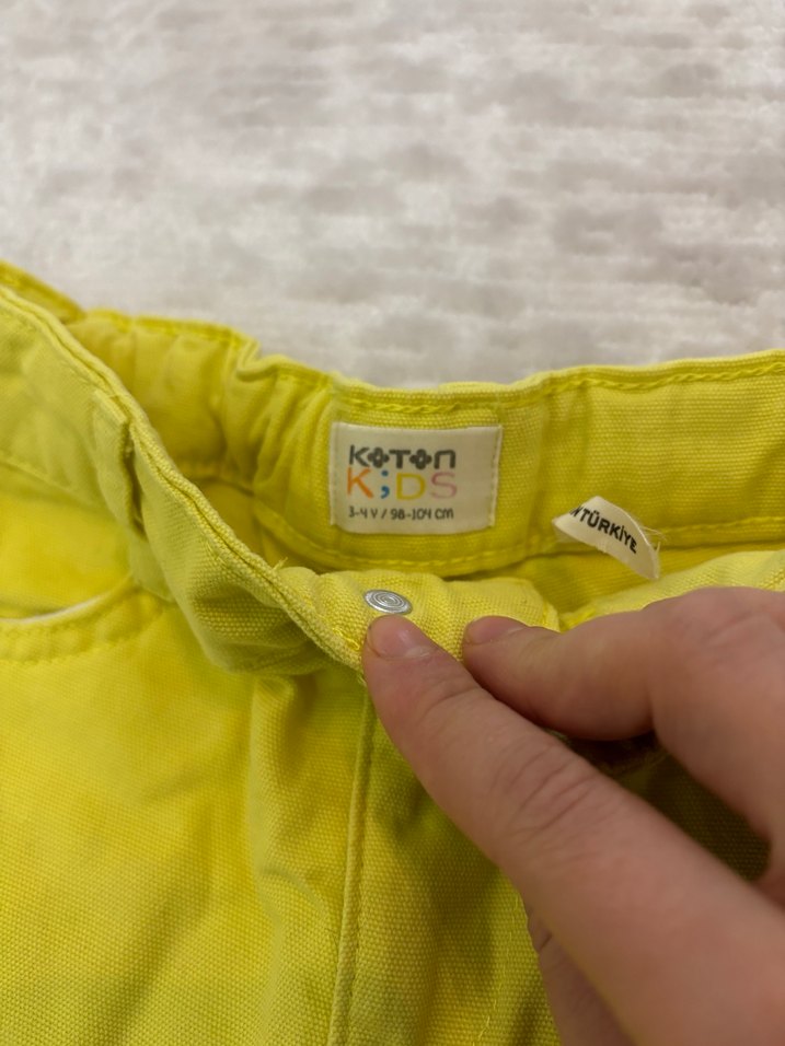 Sarı erkek çocuk şort - Görsel 3