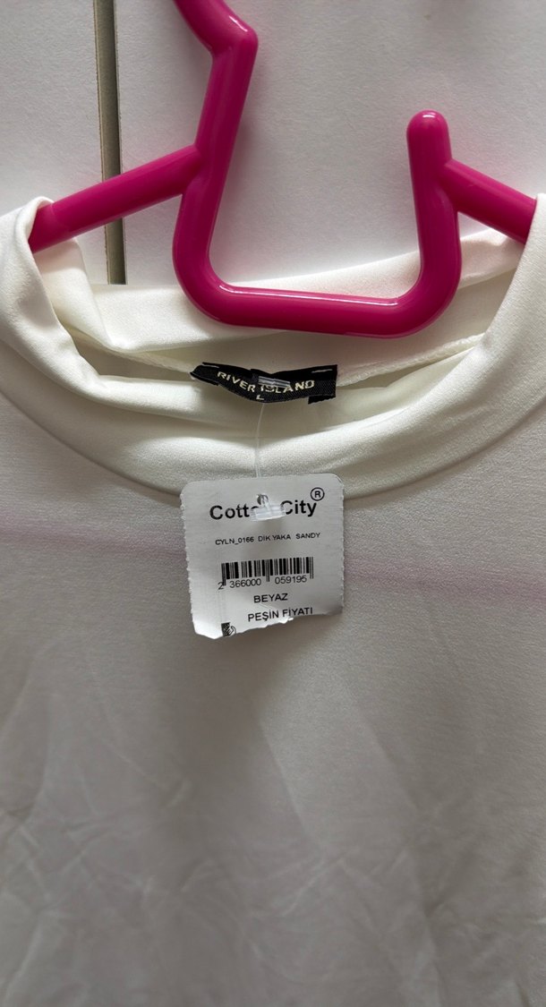 Beyaz Uzun Kollu Yüksek Yakalı Kadın tisort bluz - Görsel 3