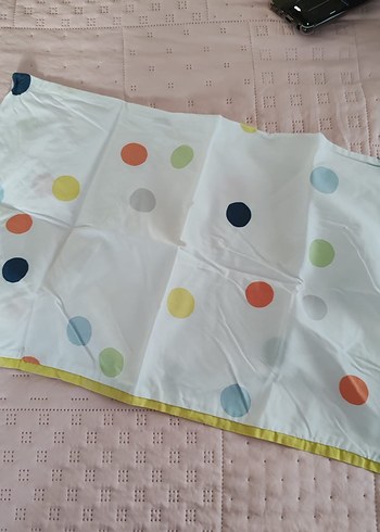 IKEA Yurtdışı, Bebekler için Renkli Puantiyeli Nevresim Takımı - Görsel 2