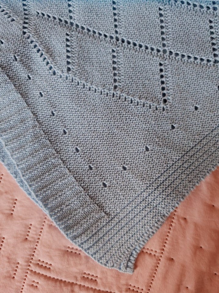 Pastel Gri Örgü Çocuk Battaniyesi - Görsel 5
