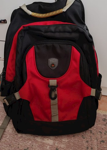 Kırmızı Sırt Bilgisayar Çantası - Görsel 2