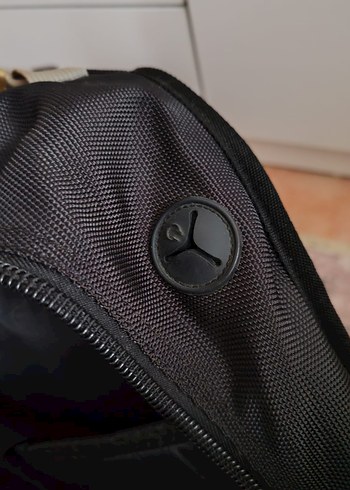 Kırmızı Sırt Bilgisayar Çantası - Görsel 8