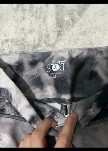 Kadın desenli tayt - Görsel 2