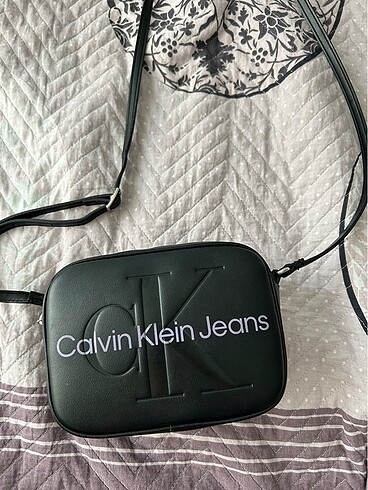 Calvin Klein çanta