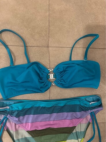 Diğer Dagi Bikini