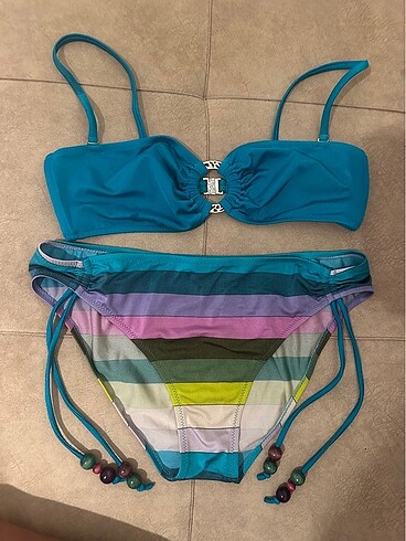 Dagi Bikini