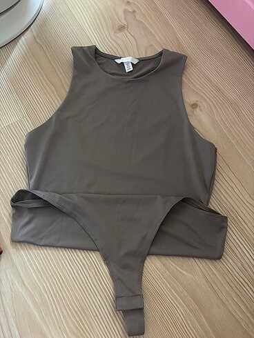 H&M bodysuit