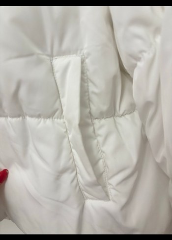 m Beden beyaz Renk H&M Beyaz Kapüşonlu Kadın Şişme Mont