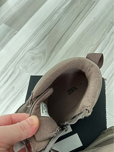 28 Beden Zara bot