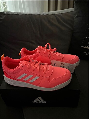 Spor ayakkabı - Görsel 2