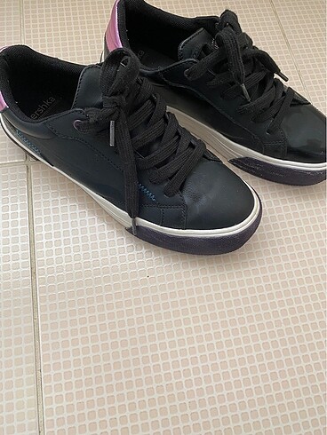 39 Beden siyah Renk Bershka sneaker