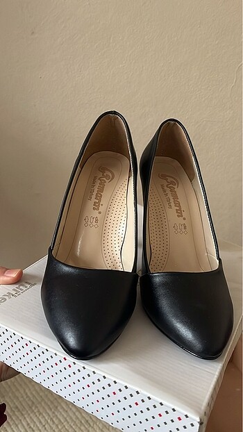 Yeni Siyah topuklu ayakkabı - Görsel 5