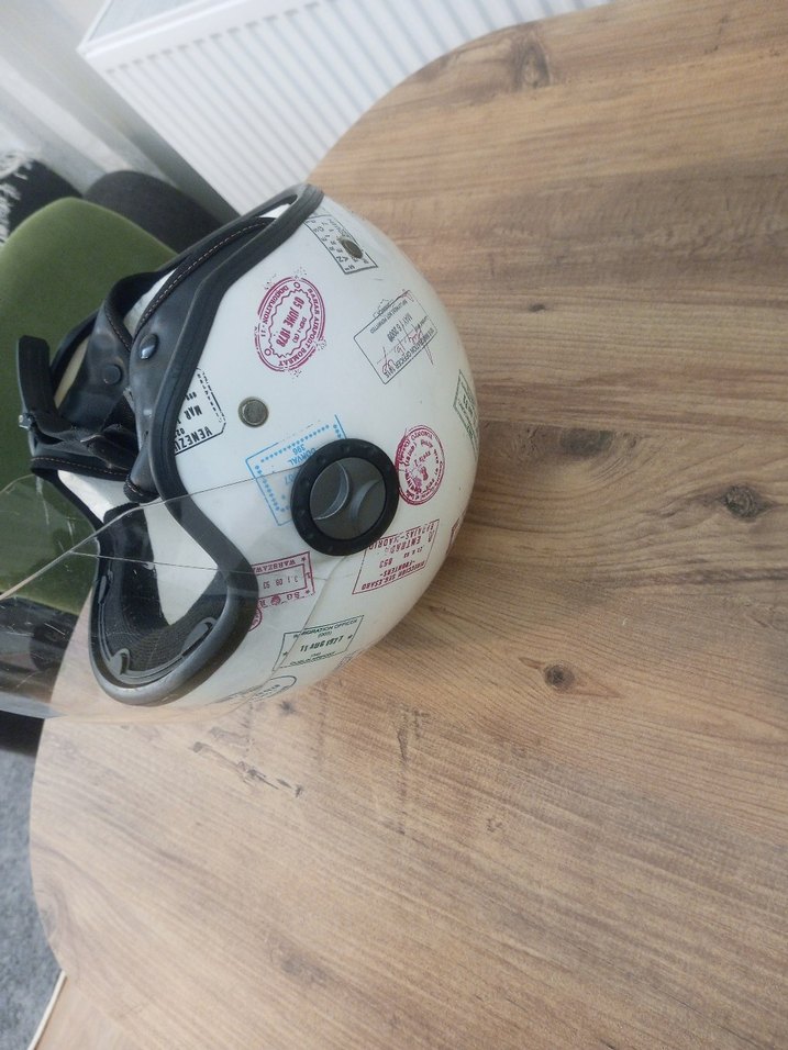 Renkli Baskılı Seramik Motosiklet Kaskı - Görsel 5