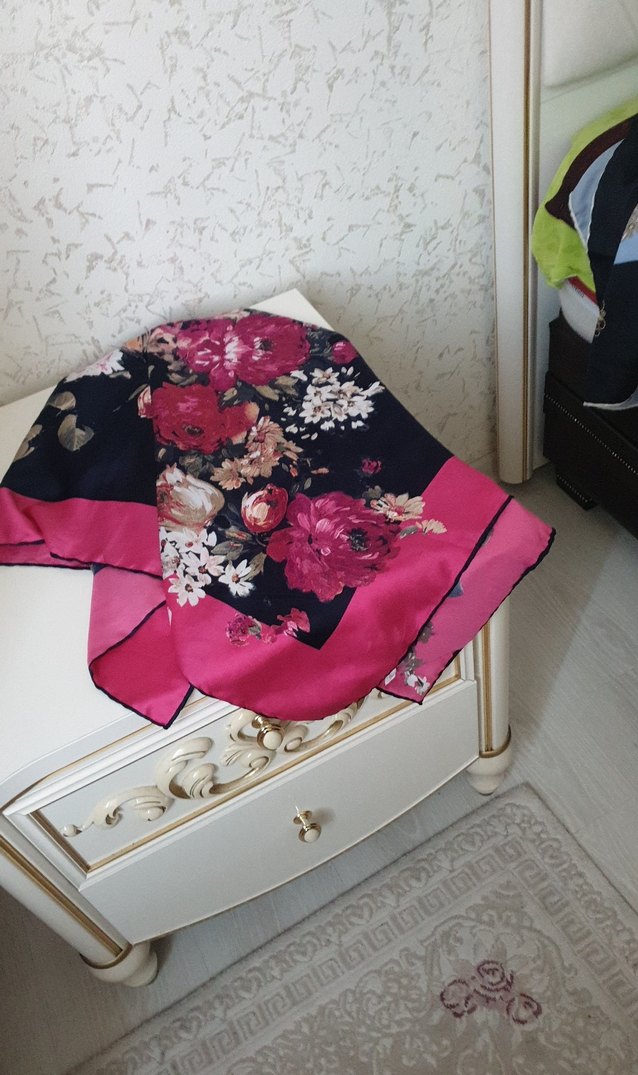 kullanılmış  eşarp - Görsel 3