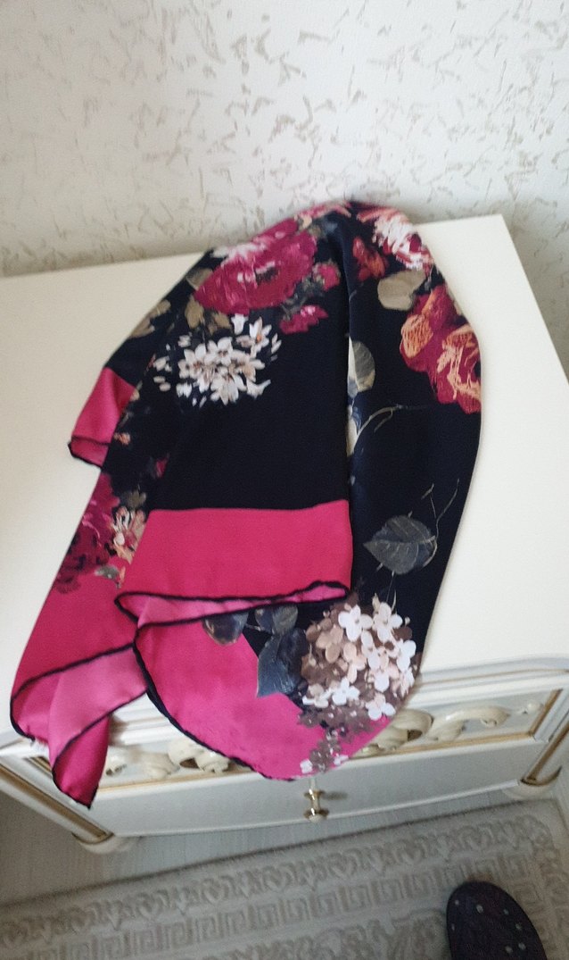 kullanılmış  eşarp - Görsel 2