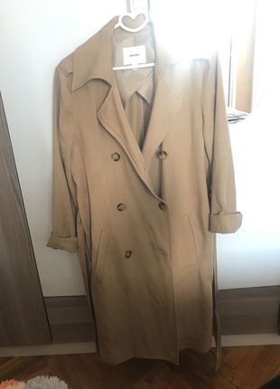 Oversize trenchcoat