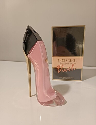 Carolina Herrera GOOD GİRL BLUSH