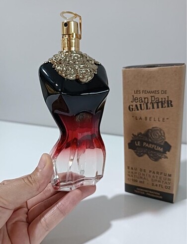 LA BELLE LE PARFUM