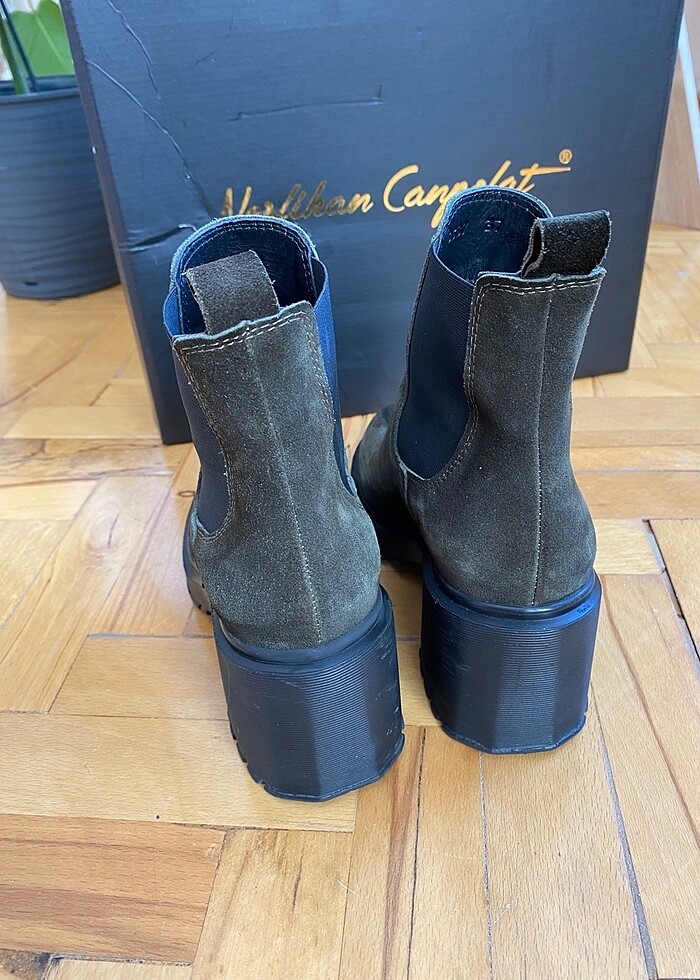 Topuklu Bot - Görsel 4