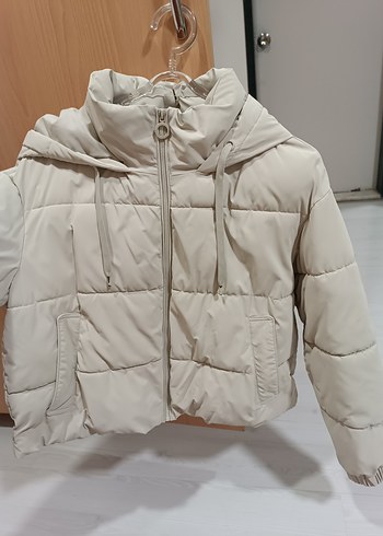 Stradivarius Stradivarius Bej Kısa Kadın Kışlık Mont
