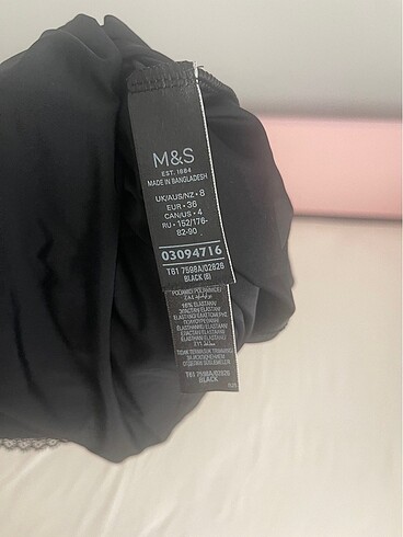 38 Beden m&s siyah atlet