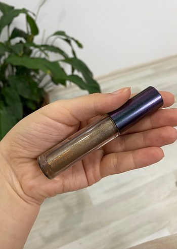 Beden Mac lipgloss