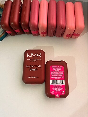 NYX BUTTERMELT 10