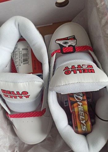 Beyaz Kız Çocuk Velcro Heelys Sneakers