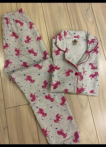 Pijama Takımı 