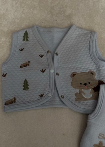 Gri Nakışlı Erkek Çocuk Triko Yelek - Görsel 2