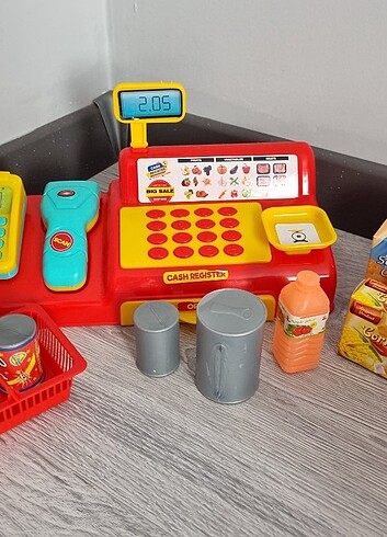 BÜYÜK BOY OYUNCAK KASA 